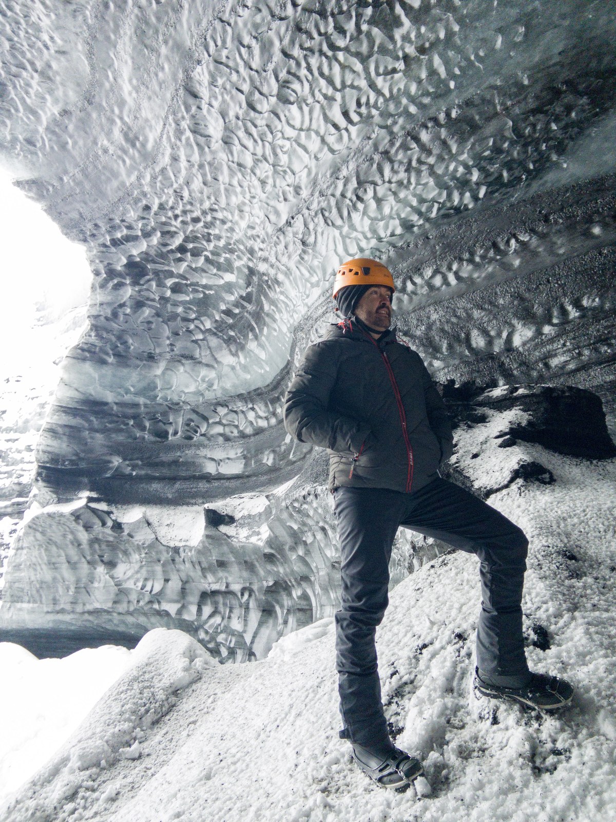 Cueva de hielo en Islandia