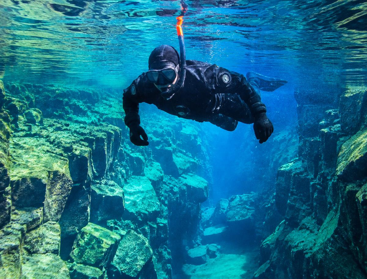 Snorkel en la fisura de Silfra, Islandia
